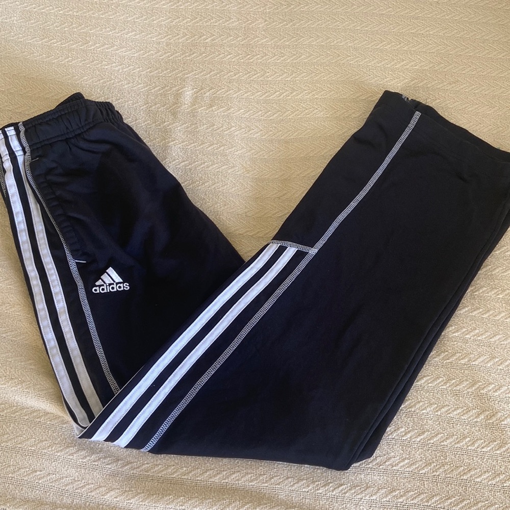 Adidas women’s black sweatpants S